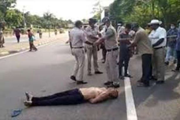 تم تحويله لمصحة نفسية.. طبيب اشتكى من نقص الكمامات