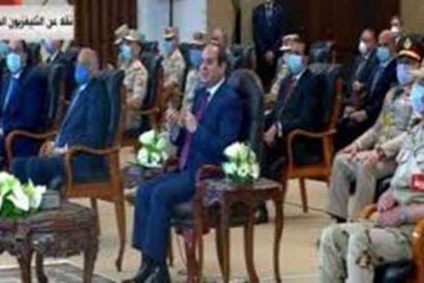 السيسي للشعب: لا داعي للقلق