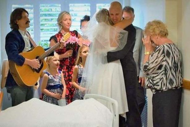 هازم اللذات.. لفظ أنفاسه أثناء توقيع عقد الزفاف