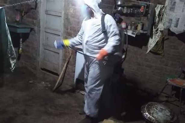 تعقيم القرية