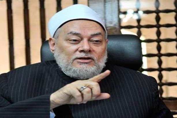 الدكتور علي جمعة عضو هيئة كبار العلماء بالأزهر الشريف