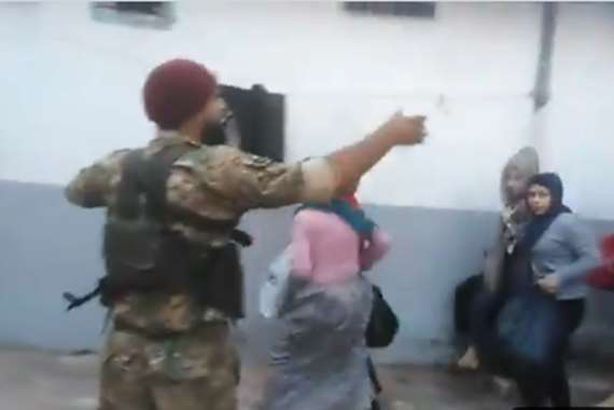 نساء عاريات في السجون.. مدينة عربية تشتعل غضبا