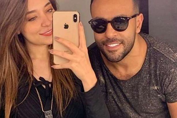 تامر عاشور وخطيبته