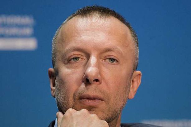 الملياردير