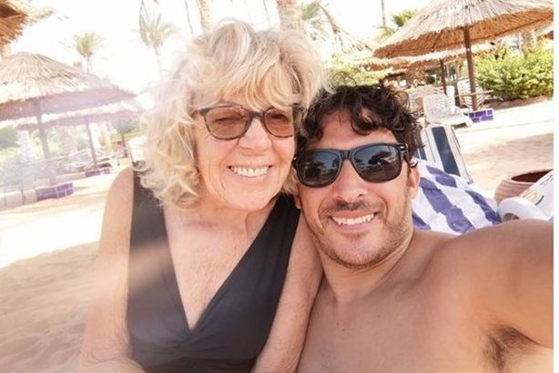 بريطانية وحبيبها المصري