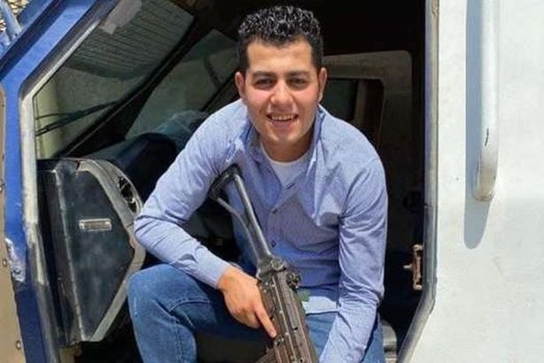 18941082991653526316