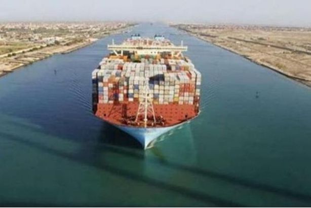62-163428-suez-canal-economy_700x400
