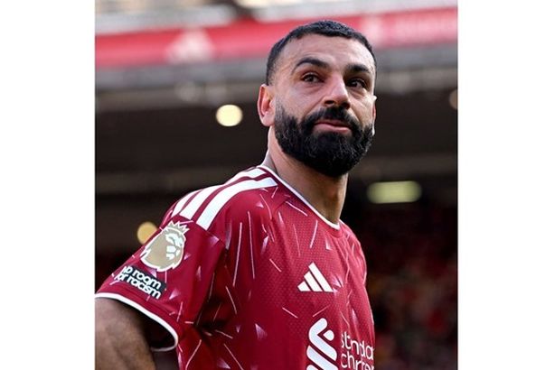 صلاح يبكي في ليلة وداع ليفربول