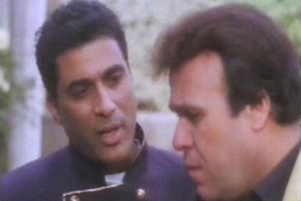 ممدوح وافي وصى بدفنه بمقبرة أحمد زكي