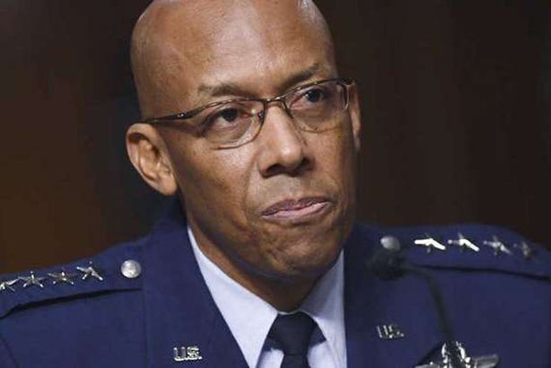 الجنرال  تشارلز براون جونيور