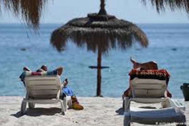 2 مليار دولار خسائر السياحة.. دولة عربية أعلنت سيطرتها على كوورنا