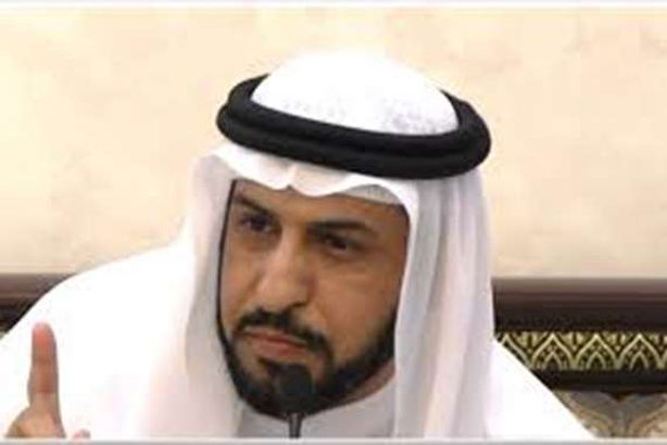 حساب تاريخ آل سعود لأكاديمي كويتي :أنت جاهل برتبة دكتور