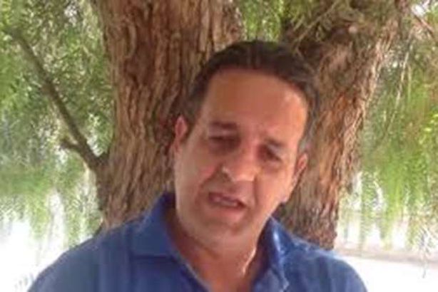 فنان عربي شهير يفاجيء جمهوره باعتزال مفاجيء