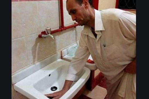 مدير مدرسة الشرقية