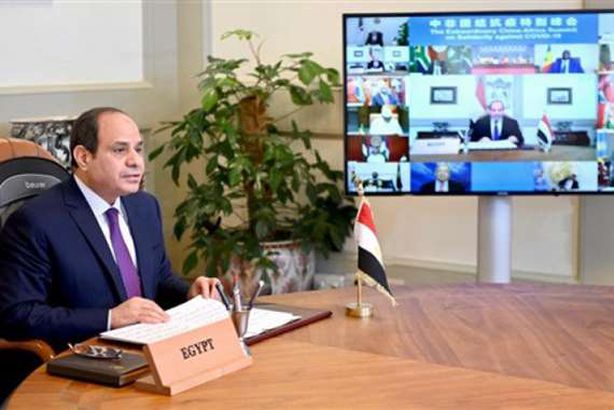 السيسي يناقش أزمة سد النهضة في قمة مصغرة بحضور "آبي أحمد"