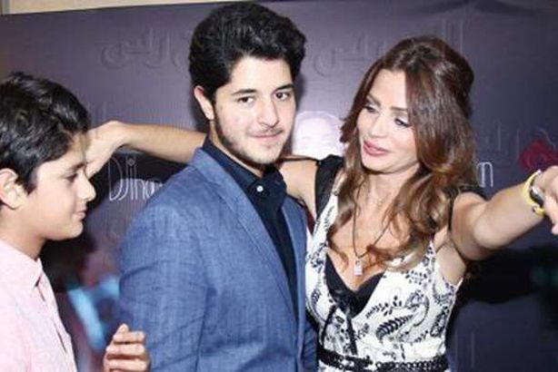 زوجة راغب علامة وابنها