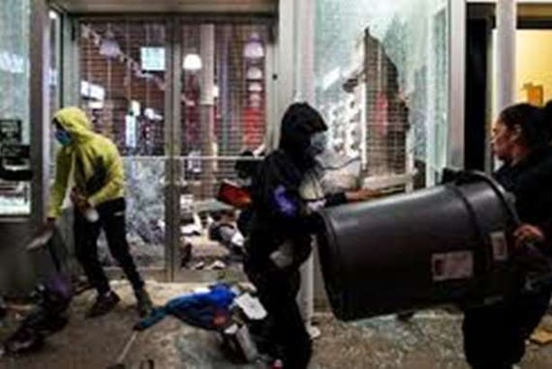 فيلادلفيا - قتل نفسه في أكبر عملية سطو