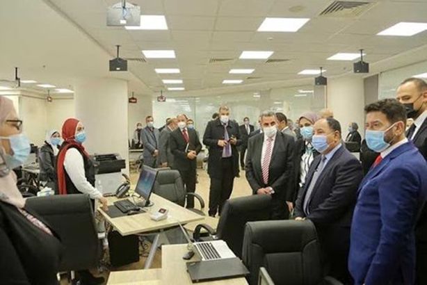 وزير المالية