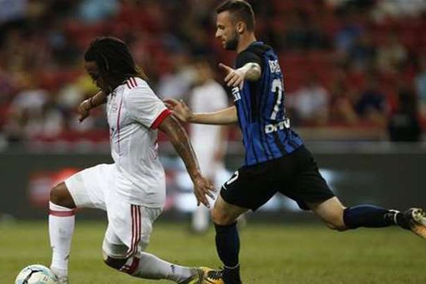 شاهد بالصور.. أبرز اللقطات في مباراة انتر ميلان وبايرن ميونيخ