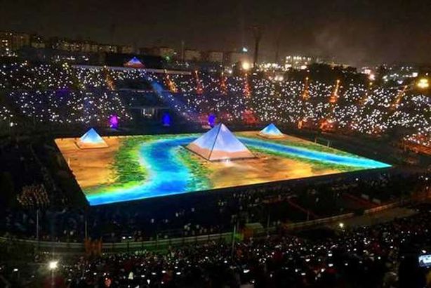 استاد القاهرة