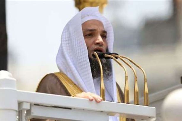 إمام وخطيب المسجد الحرام الشيخ الدكتور فيصل بن جميل غزاوي