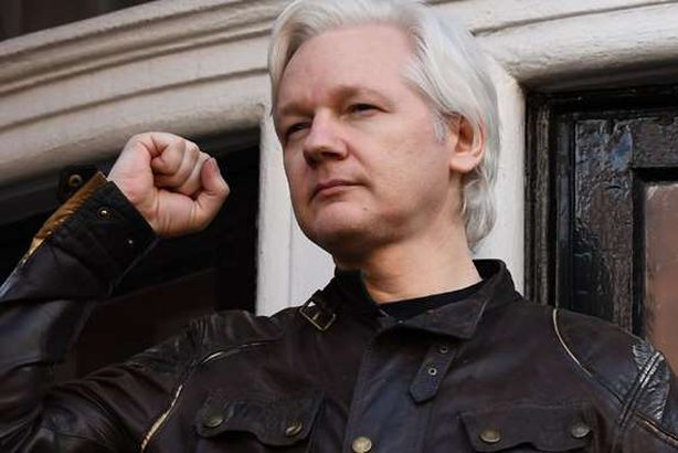 مؤسس ويكيليكس الأسترالي جوليان أسانج