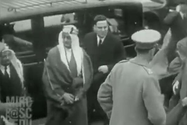 فيديو نادر للملك فيصل قبل 90 عاما ببريطانيا