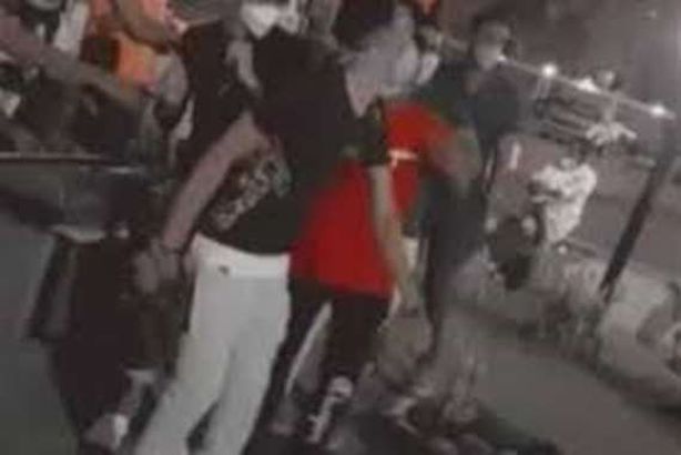 ليست نكتة.. مسابقة لنقل عدوى كورونا مقابل هذا الشيء
