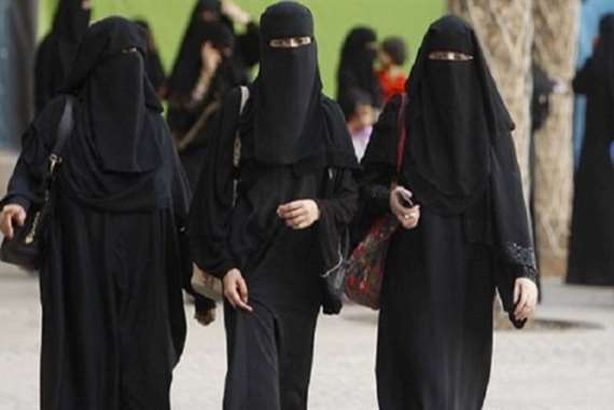 قوانين عاجلة بشأن "تزيين النساء" في السعودية