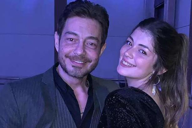 الفنان احمد زاهر وابنته