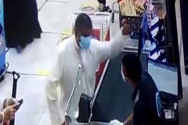 صورة من الواقعة