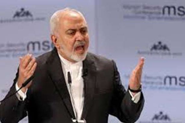 " الموت للكذاب".. البرلمان الإيراني يهتف غاضبا في وجه " ظريف"