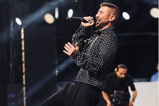 f12c3f45-83e2-451d-b317-dcc9c48b9df3