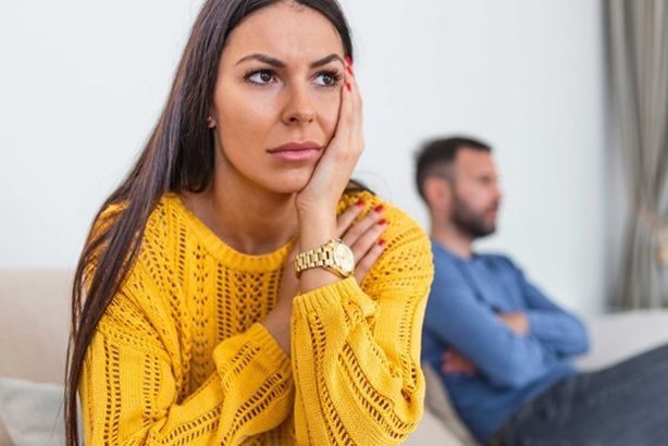 الزوجة النكدية تحتاج إلى فهم وعطف واحتواء