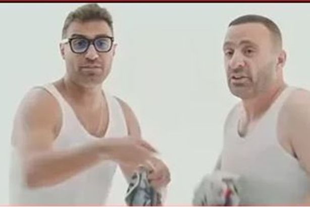 "كلب السقا أهو".. أحمد فهمي يتعرض لموقف محرج من مُعجب في الشارع فماذا فعل؟ Capture