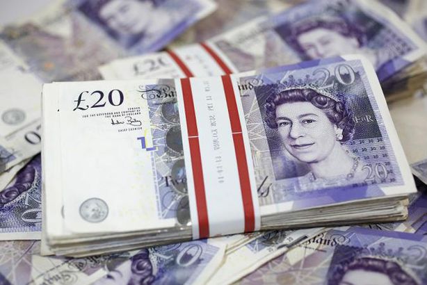 الجنيه الاسترليني  يسجل هبوطا تاريخيا