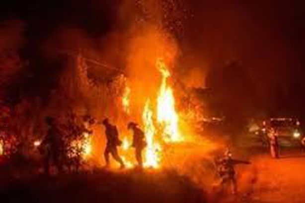 إخماد حريق هائل في دير القديسة دميانة بالدقهلية