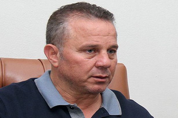 شوقى غريب : حضرت لبتروسبورت للفوز بالثلاث نقاط