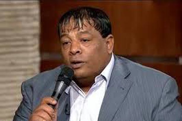 عبد الباسط حمودة يحيي حفل افتتاح قناة السويس