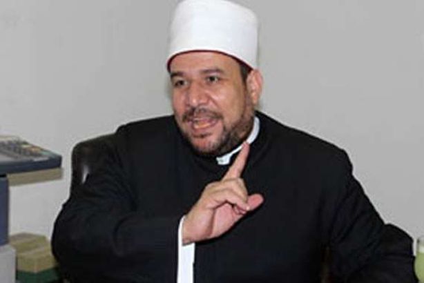 أبو بكر يهاجم وزير الأوقاف : توقف‎