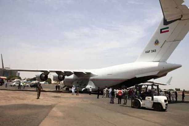 طائرة كويتية لإغاثة متضرري السيول بالسودان