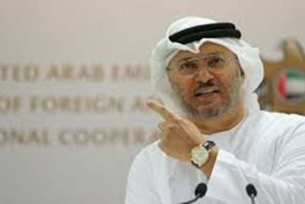 قرقاش في رده على وزير دفاع تركيا: العلاقات لا تدار بالتهديد