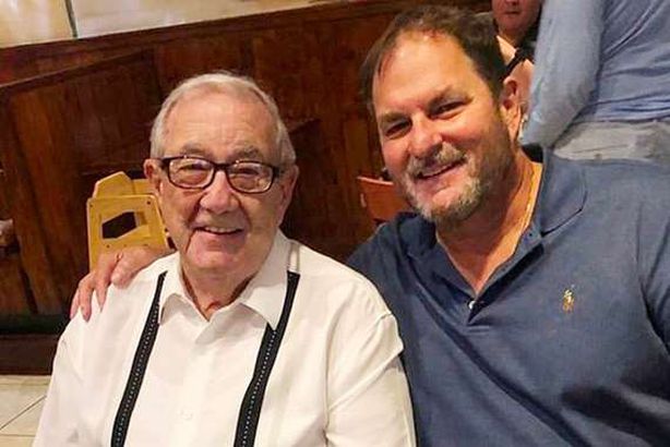 وفاة الأب والابن الطبيبين بعد إصابتهما بكورونا في يوم واحد