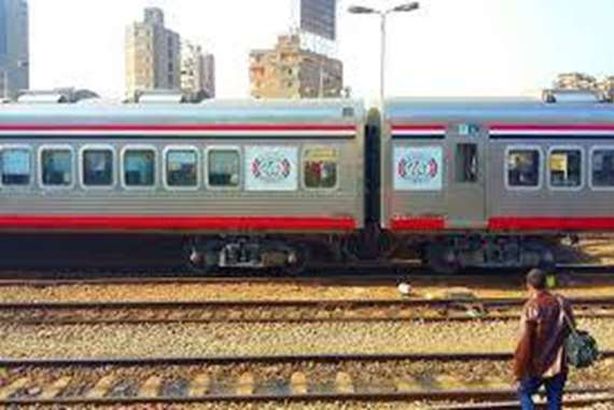 3 عربات تخر ج عن مسارها بقطار الإسماعيلية.. والعناية الإلهية تنقذ الركاب