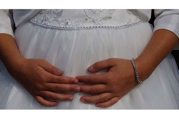 طفلة متزوجة