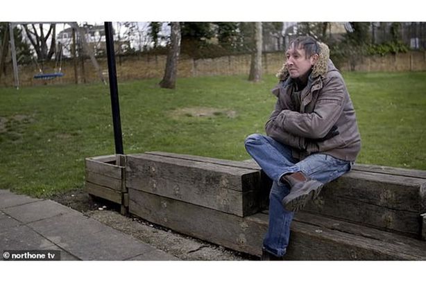 لحظة انتحار مُفجّر احتجاجات مدينة مينابوليس الأمريكية