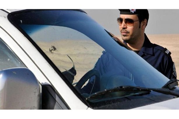 القبض على كويتي في "حالة غير طبيعية" مع زوجته