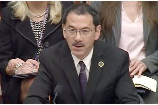 انتحار ضابط مخابرات أمريكي رفيع (التفاصيل كاملة)