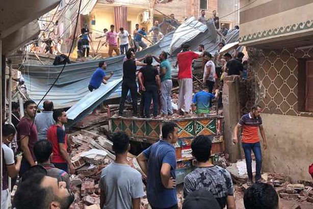 انهيار عقار