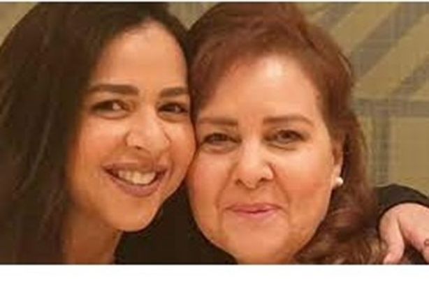 دلال عبد العزيز و ايمي سمير غانم